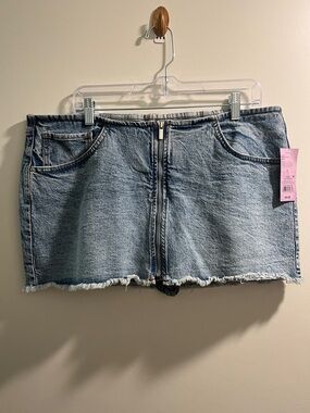 Denim Zip-Front Mini Skirt in Light Blue